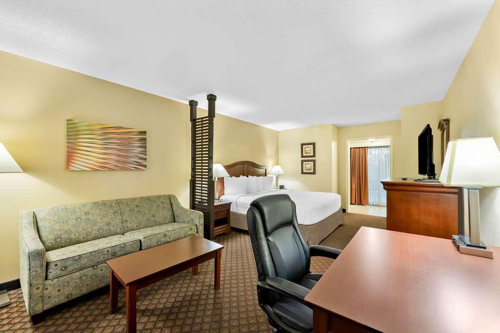 Best Western Coach House Hotel Springfield Room photo